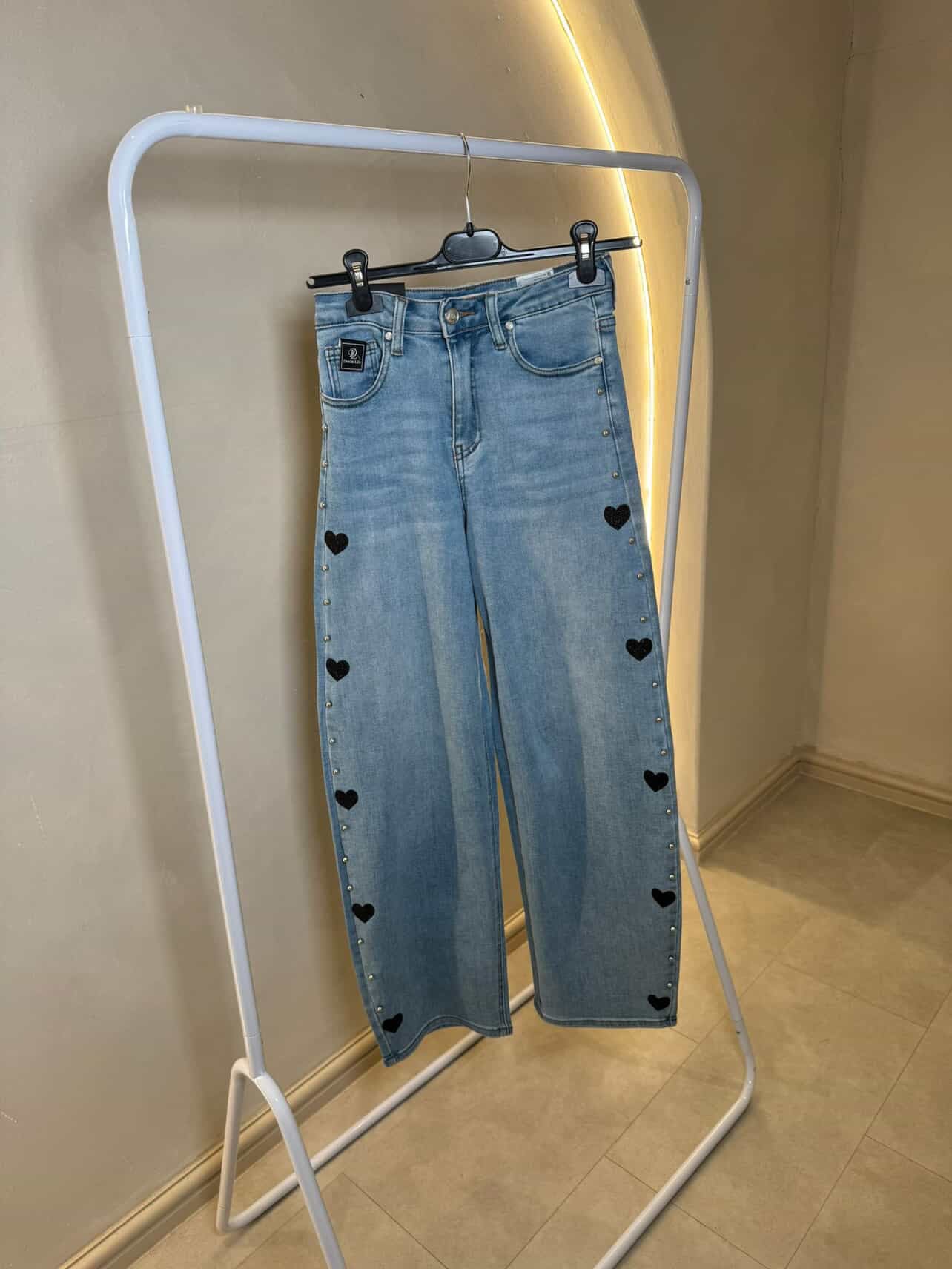 the ZOE wide leg heart detail jeans